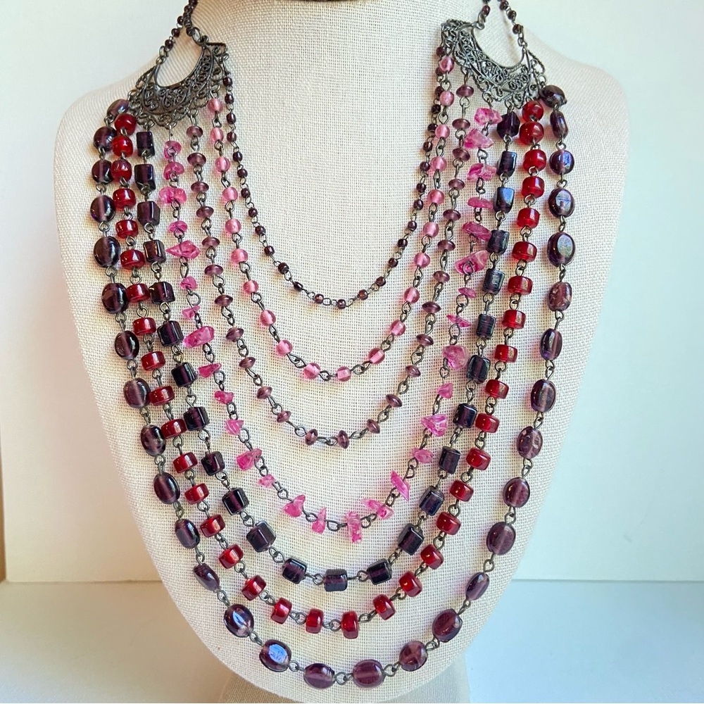 Striking all glass purple to pink beaded multistrand layered chain link necklace